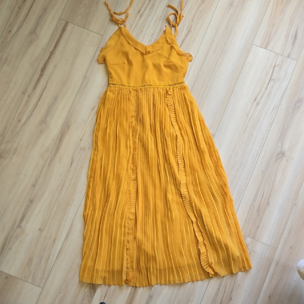 Elegant Mustard Yellow Pleated Dress